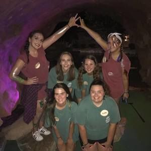 Meet your Posher, Lauren